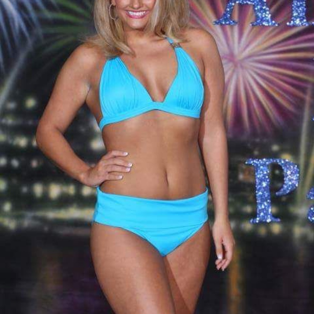 SAVE 1/2 OFF Venus 2pc Swimwear OFFERS WELCOME